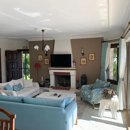 Lady Detached With Sea View