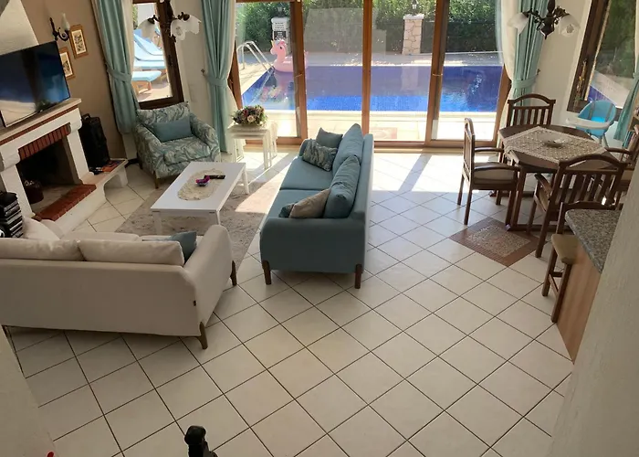 Lady Detached With Sea View Вилла