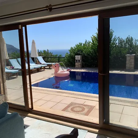 Villa Lady Detached With Sea View