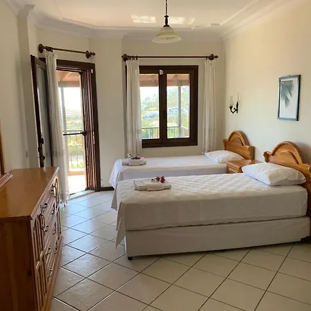 Villa Lady Detached With Sea View