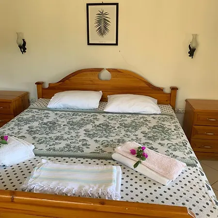 Lady Detached With Sea View