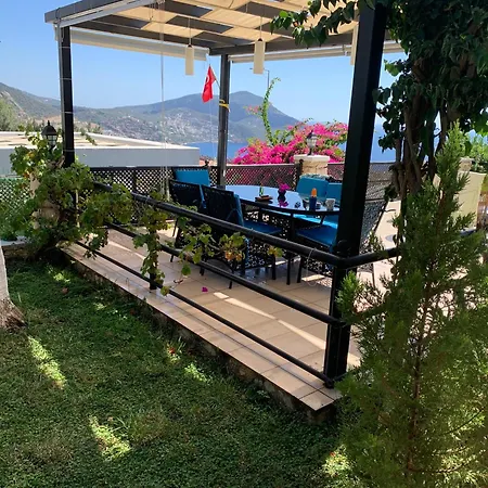 Lady Detached With Sea View Villa